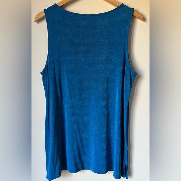 Chico's Travelers Classic Tank Side-Slit Bateau Neck Striking Teal Size L - Picture 3 of 10